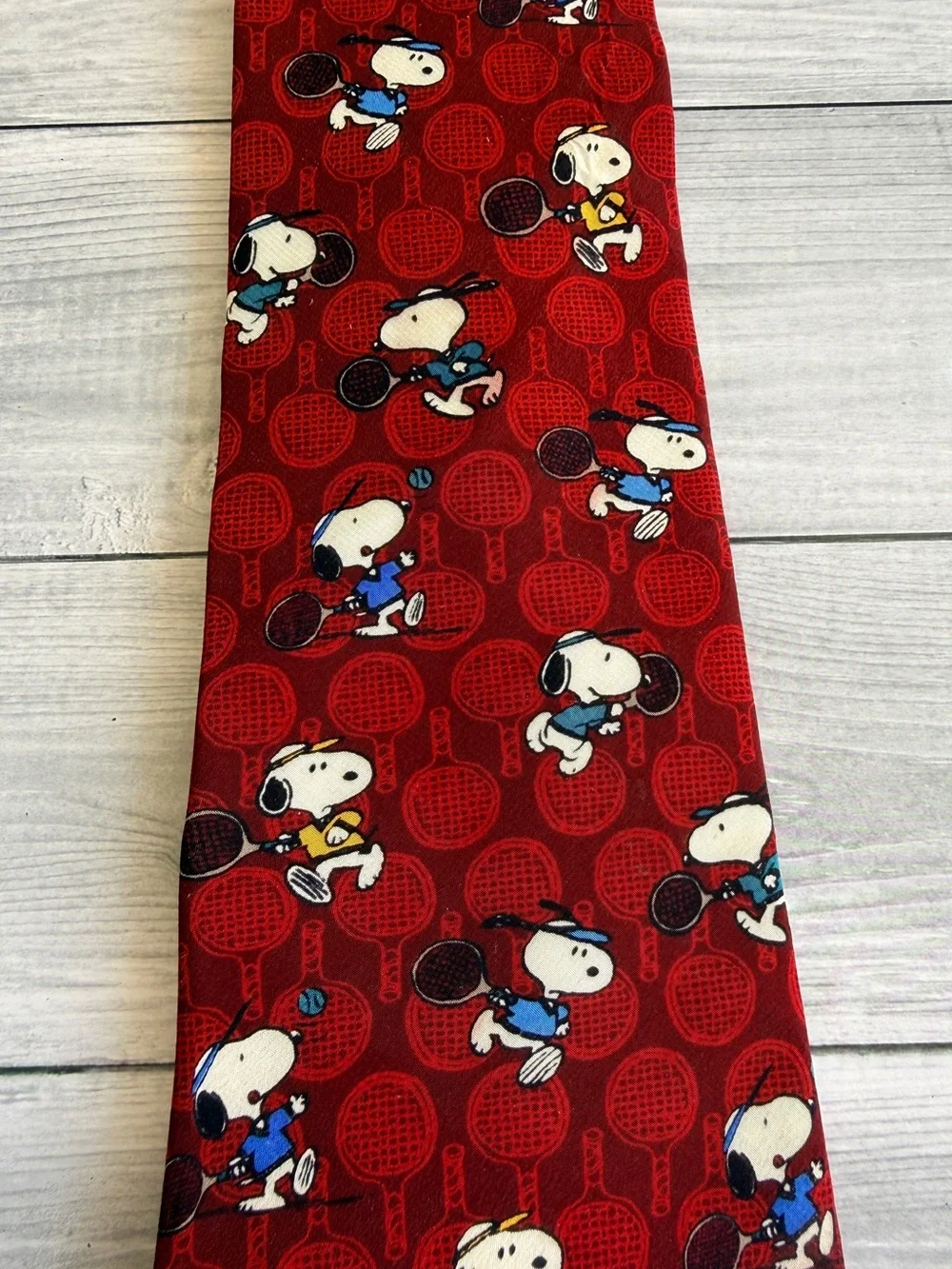 Vintage Peanuts Snoopy Tennis Silk Necktie Burgundy Maroon Red Novelty Men's Tie